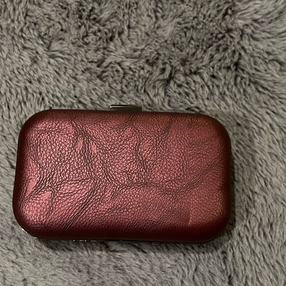 Fox Racing - Danger Box Clutch (Burgundy) - Picture 6 of 8